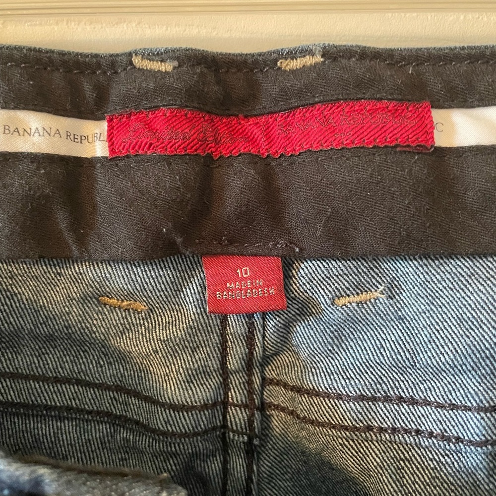Jeans - Picture 2 of 3